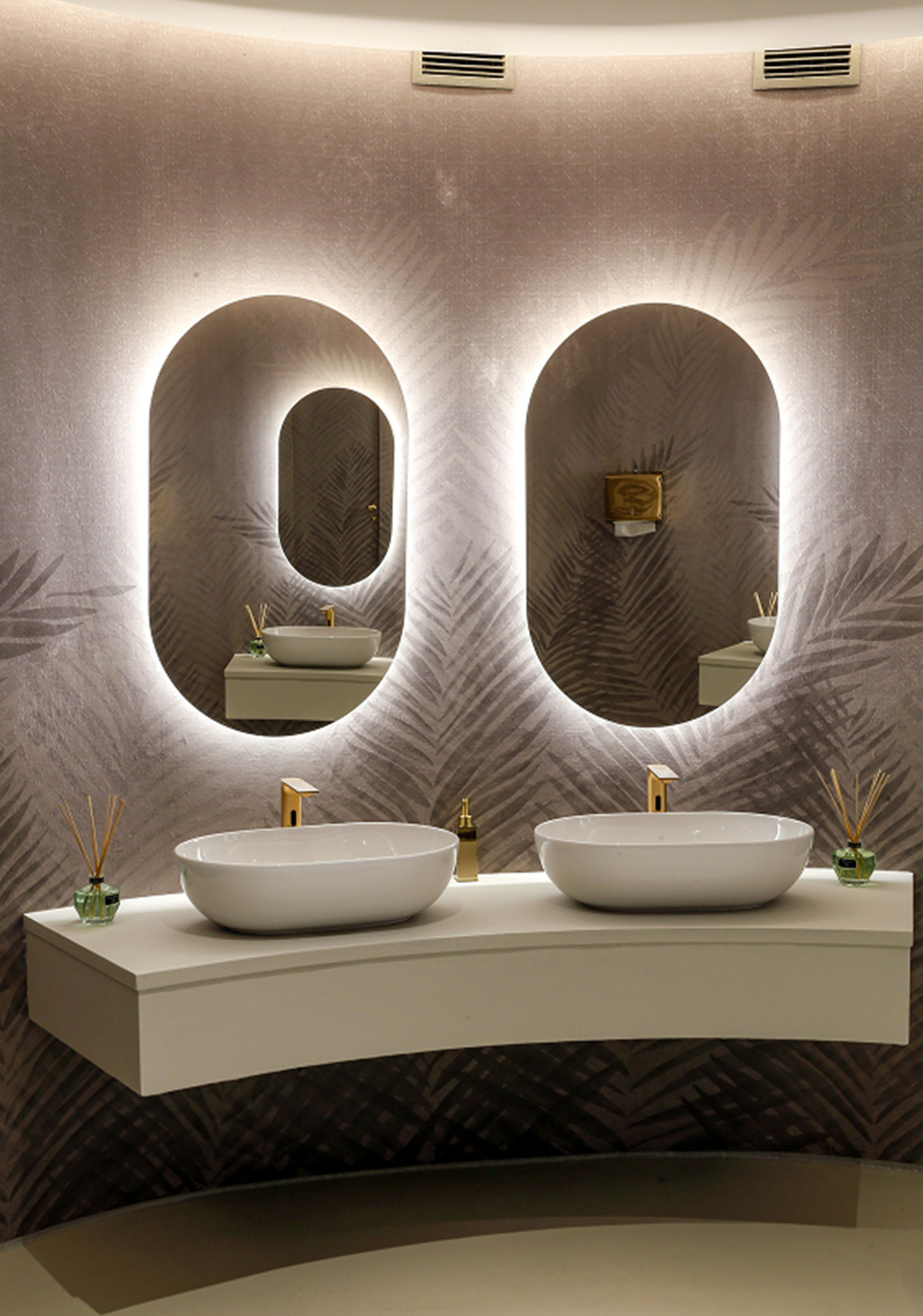 International custom design projects Portfolio - Momenti