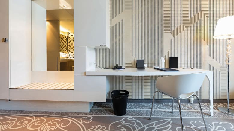 Emiliano Besana - Momenti Casa