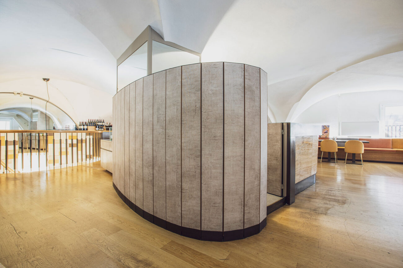 RISTORANTE CAFFÈ & DRINKERY ZANARINI – Bologna, Italia - Momenti Casa