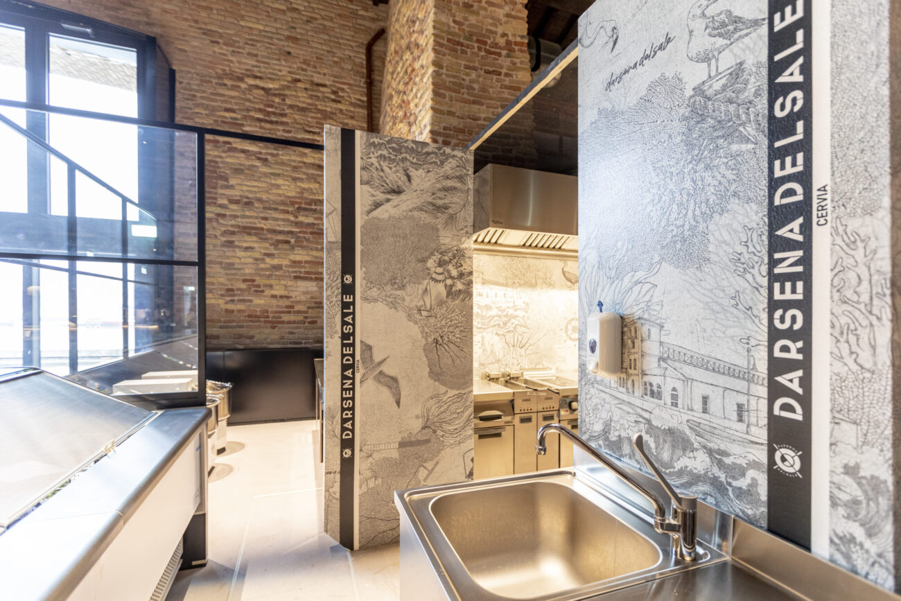 DARSENA DEL SALE Restaurant, Café & Drinkery – Cervia, Italy - Momenti Casa