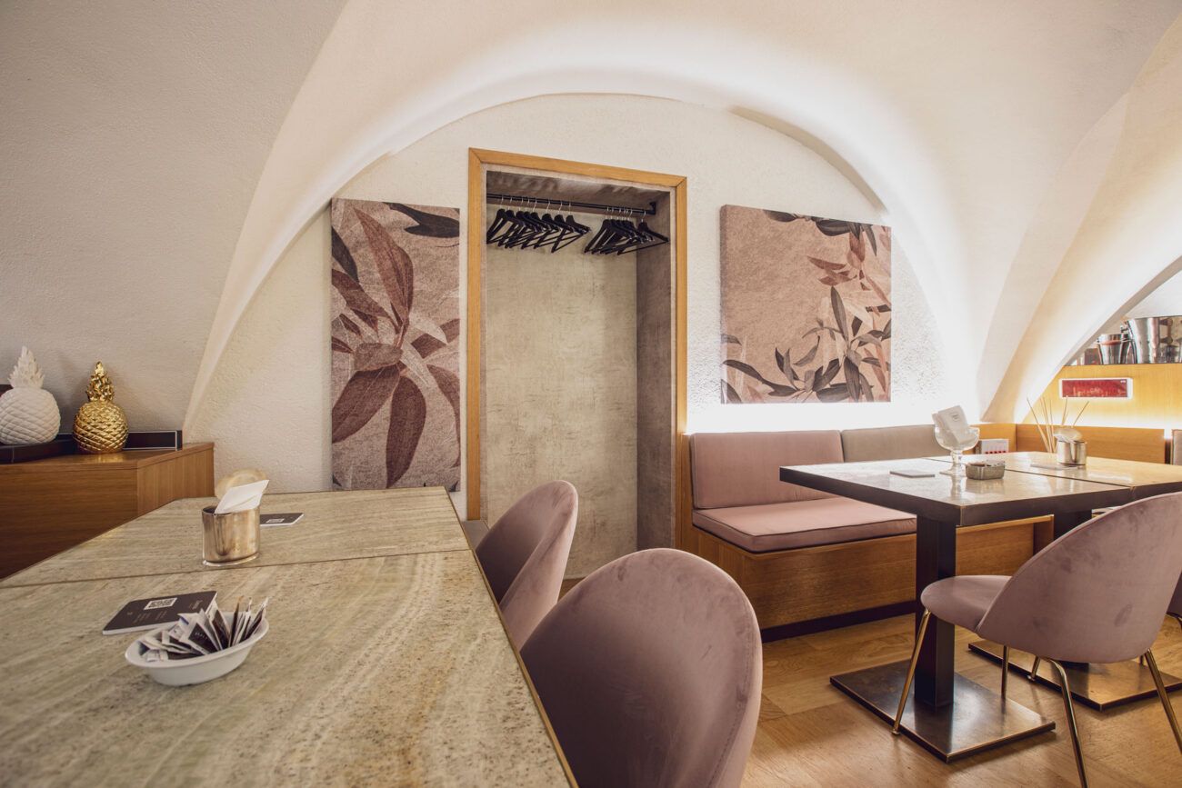 RISTORANTE CAFFÈ & DRINKERY ZANARINI – Bologna, Italia - Momenti Casa