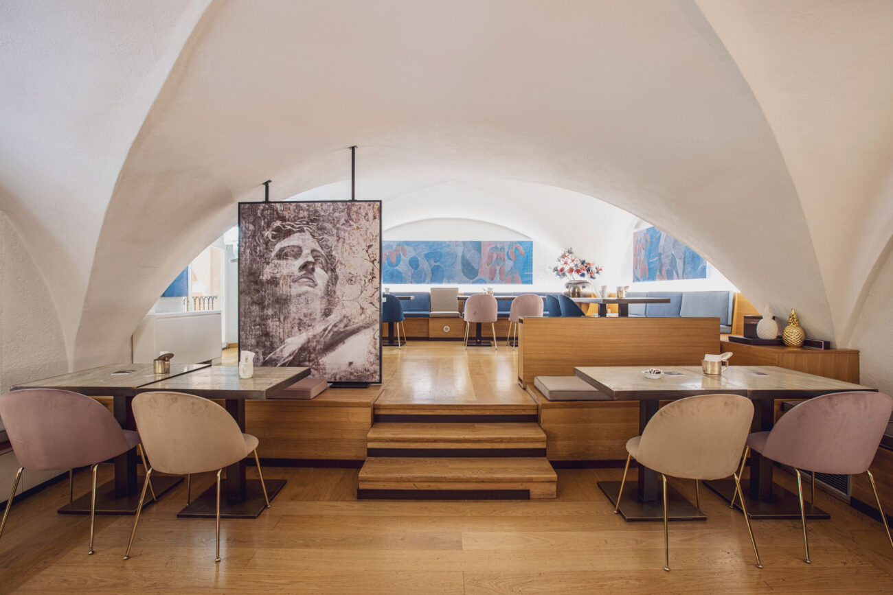 RISTORANTE CAFFÈ & DRINKERY ZANARINI – Bologna, Italia - Momenti Casa