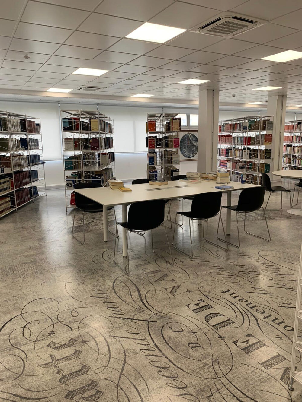 Pubblico BIBLIOTECA MAGNA CAPITANA – Foggia, Italia - Momenti Casa