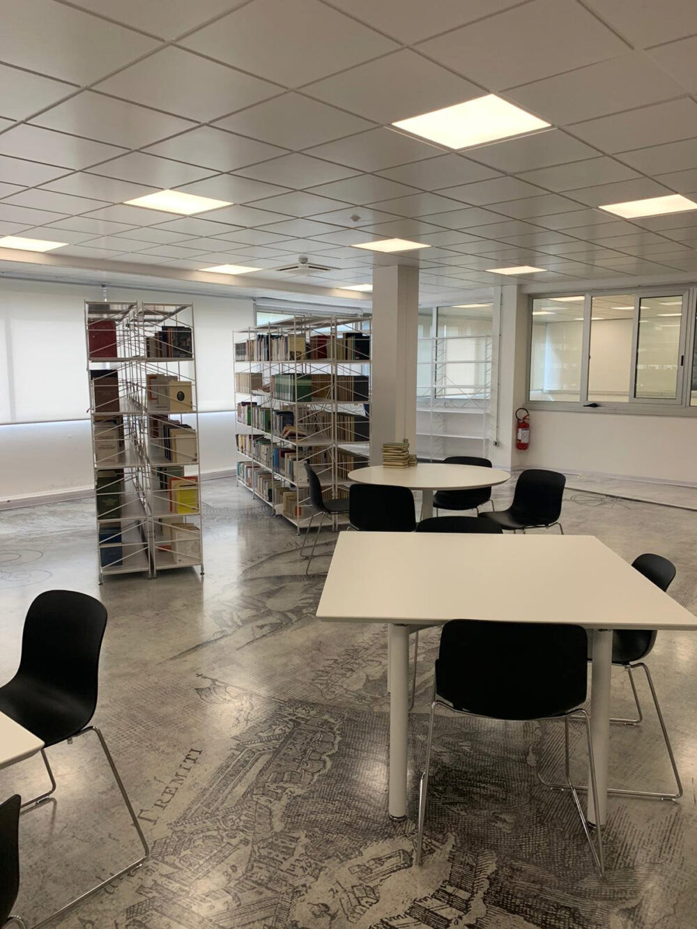 Pubblico BIBLIOTECA MAGNA CAPITANA – Foggia, Italia - Momenti Casa