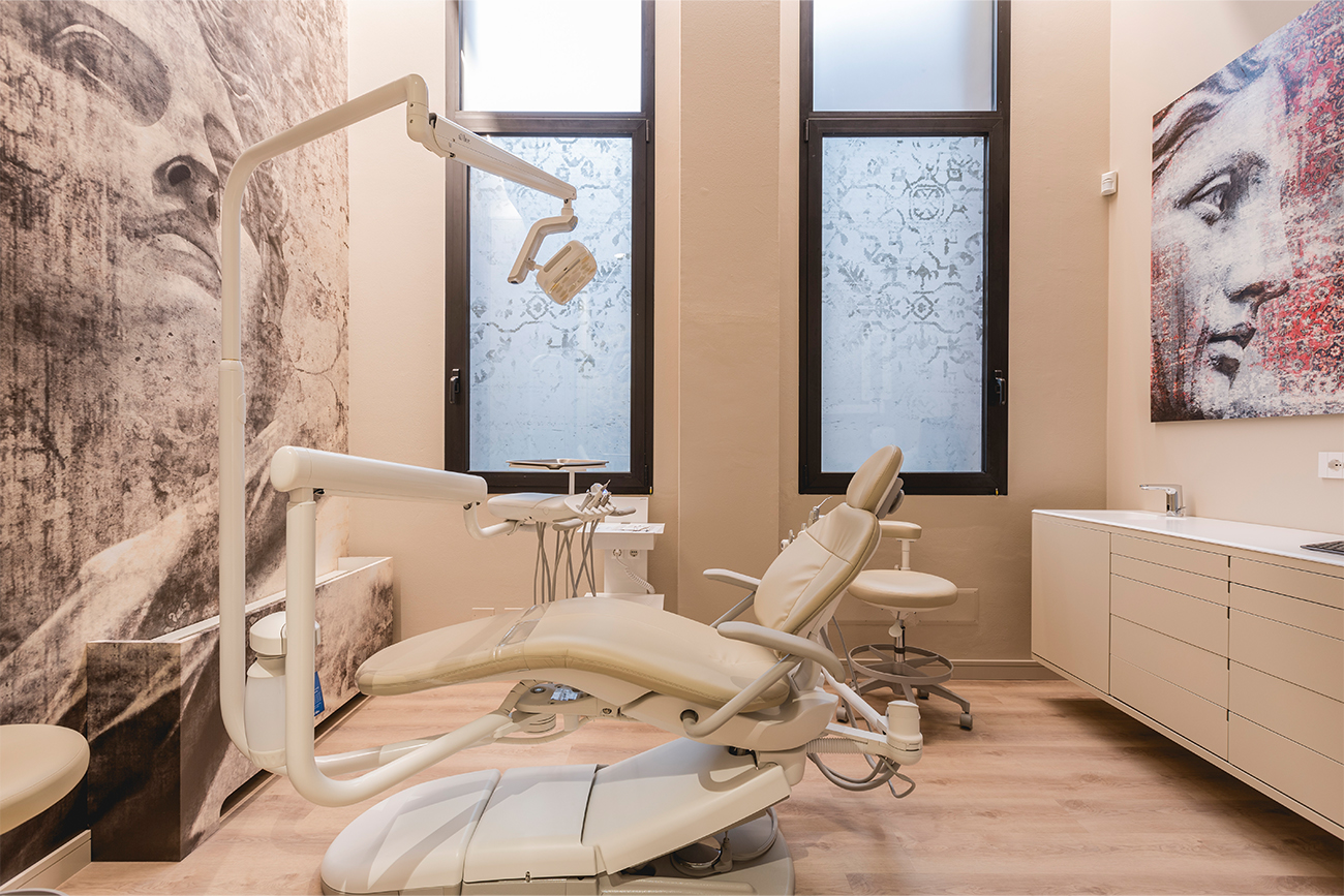CLINICA ODONTOIATRICA E-DENTICA – Forlì, Italia - Momenti Casa