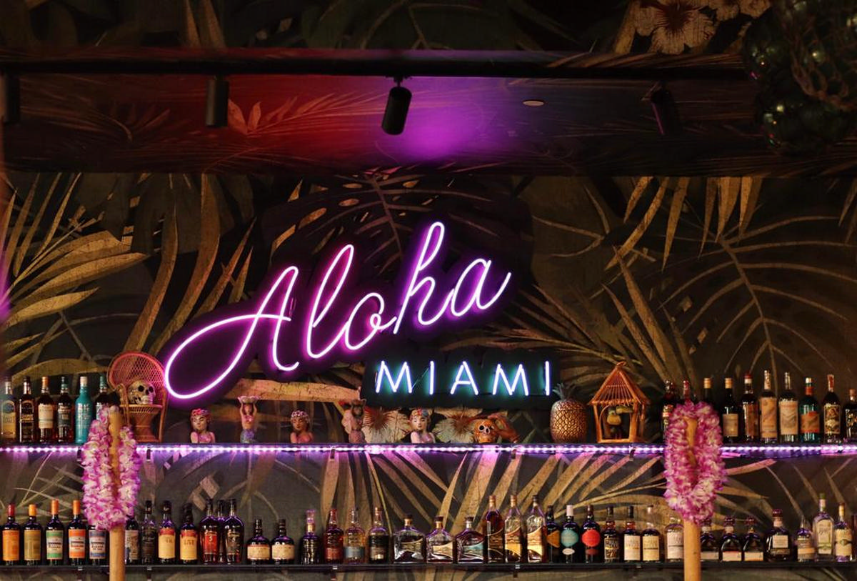 ESOTICO COCKTAILS TROPICAL CHOW – Miami, USA - Momenti Casa