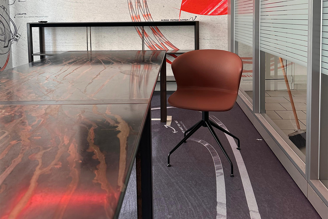 Design su misura per la sala riunioni di Simel | Momenti