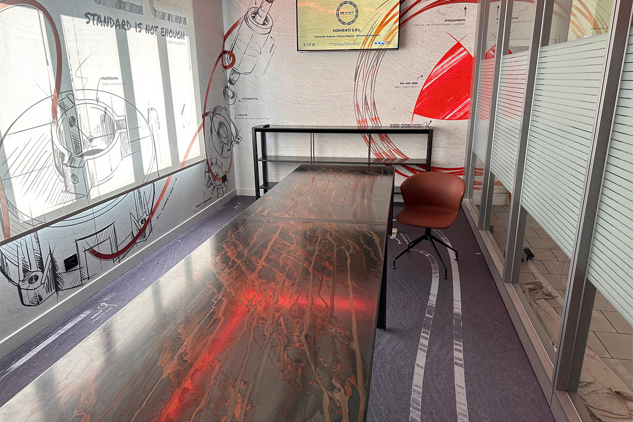 Design su misura per la sala riunioni di Simel | Momenti
