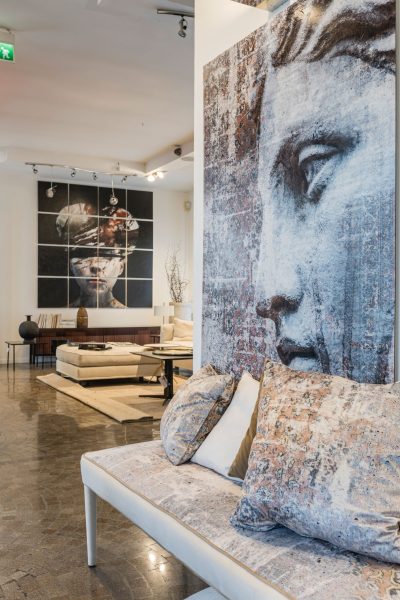 Official Showroom - Momenti D-S_hall-ANC